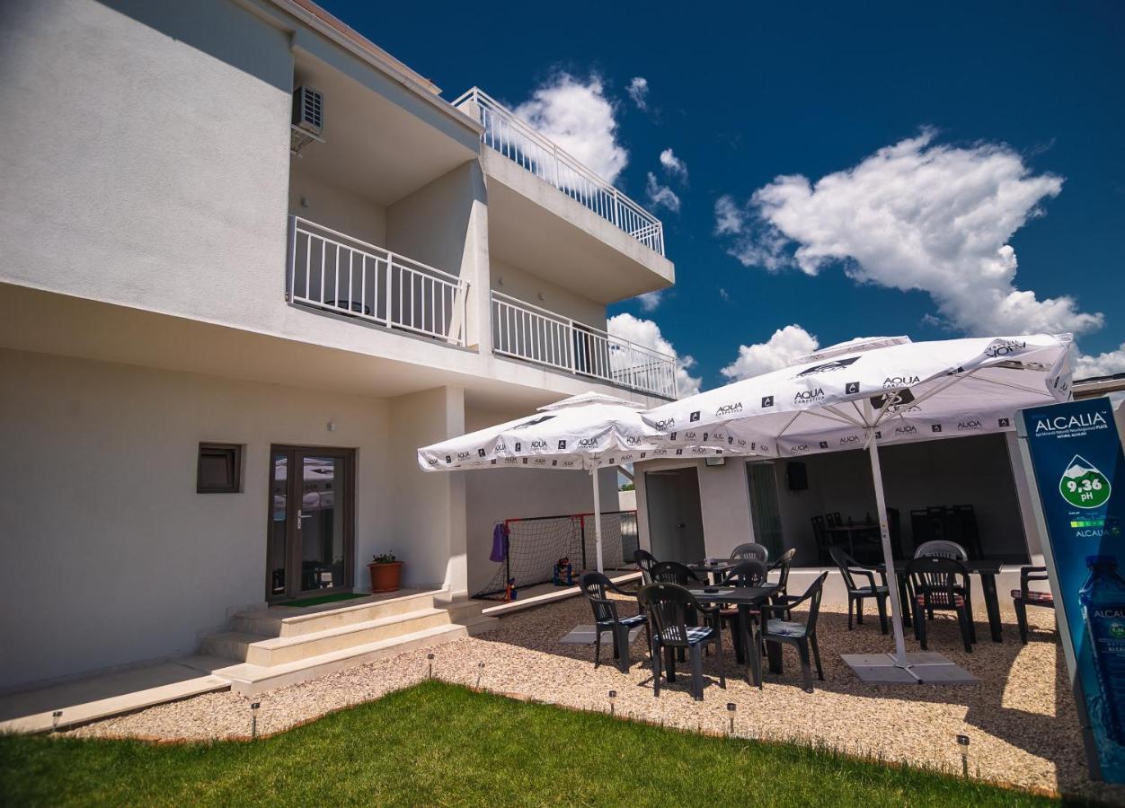 Отель Casa Adiman Вама-Веке Экстерьер фото