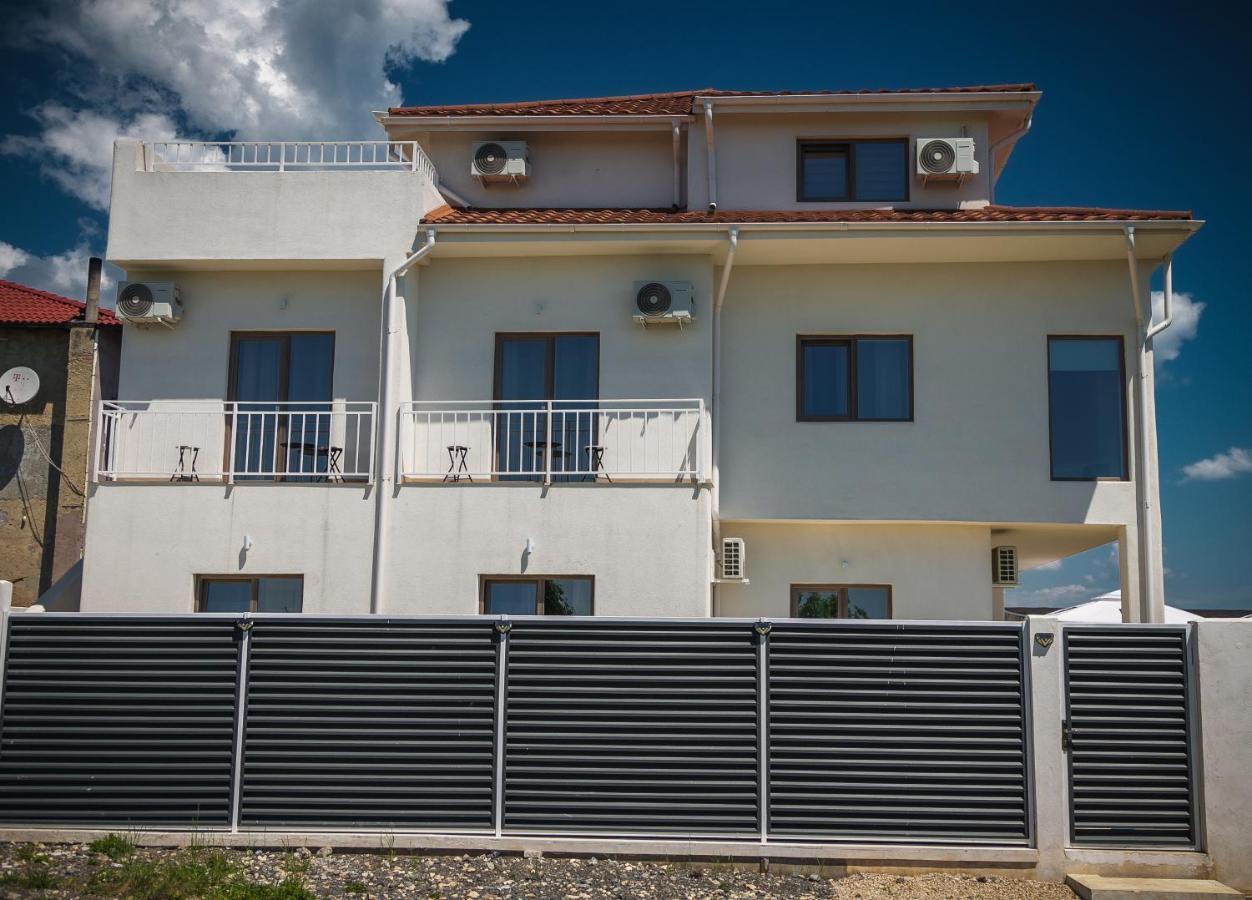 Отель Casa Adiman Вама-Веке Экстерьер фото